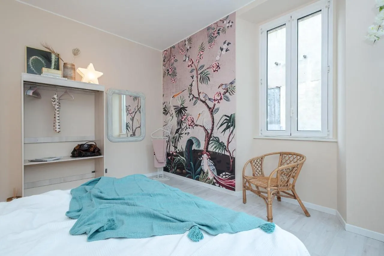 Pied A Terre Cernobbio Apartment 0*,