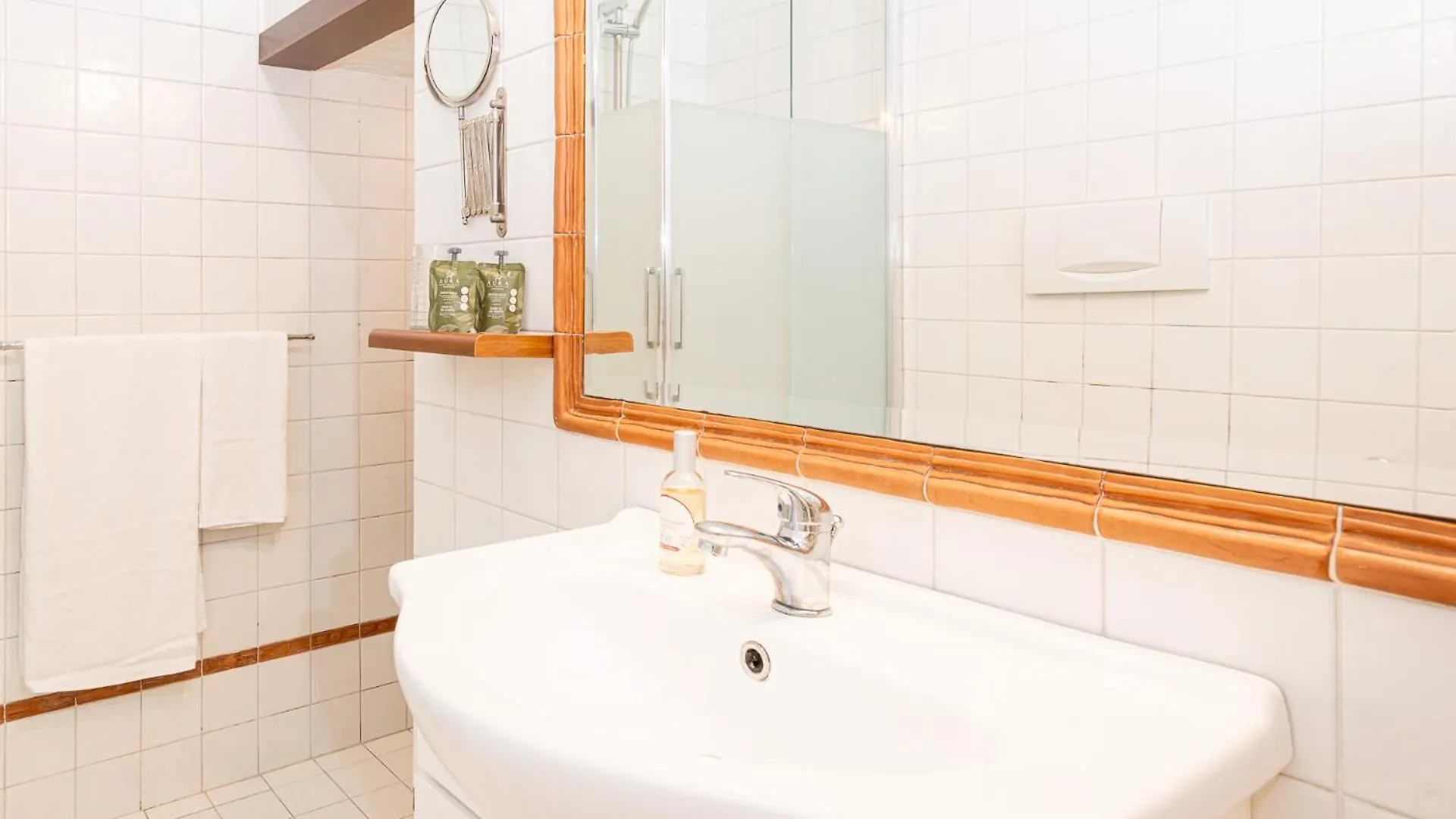 Pied A Terre Cernobbio Διαμέρισμα 0*,